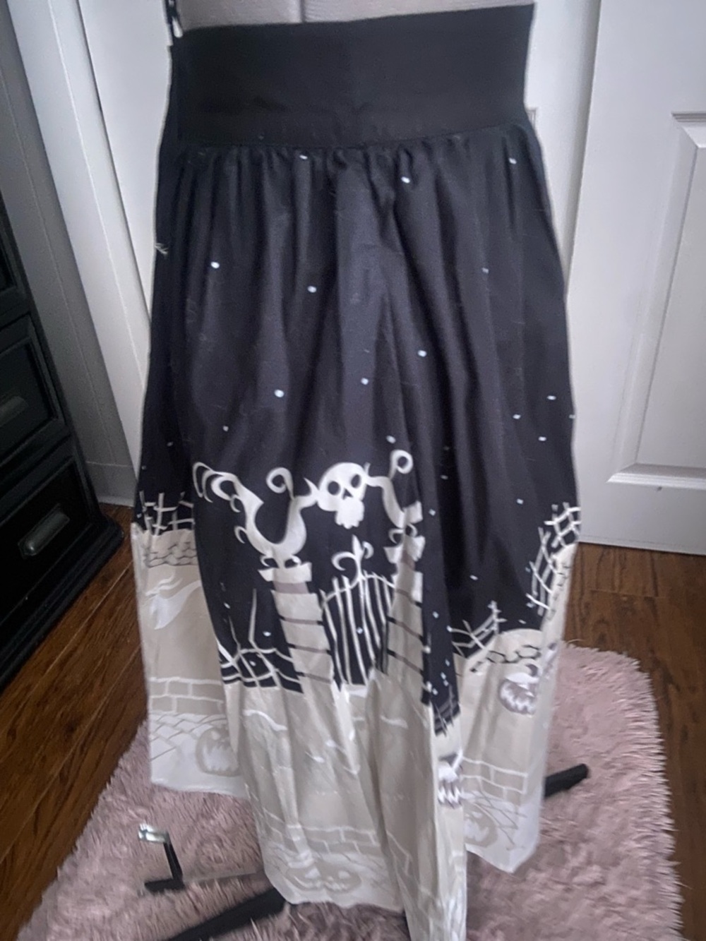 Disney Nightmare Before Christmas Black and Cream Midi Skirt - Picture 3 of 5